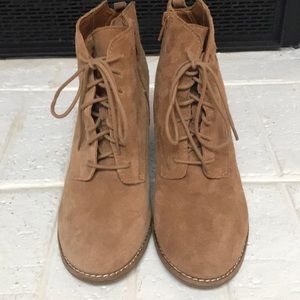 Lucky Brand booties, Taupe, Size 8